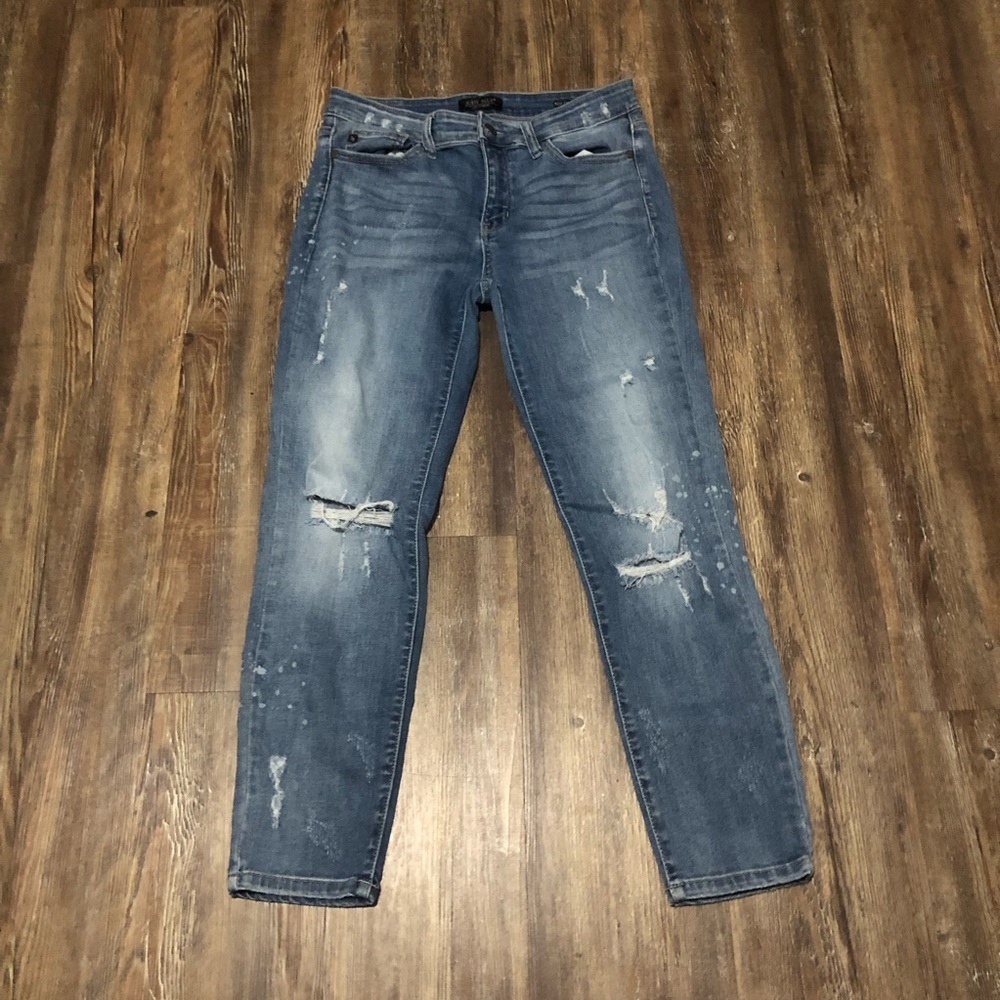 Judy Blue Relaxed Fit Jean Women's 11/30 Distressed Mid Rise Denim